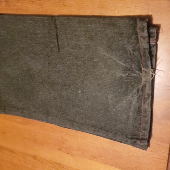 Jeans - Picture 2 of 4